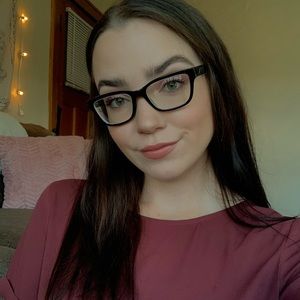 Meet your Posher, Molly